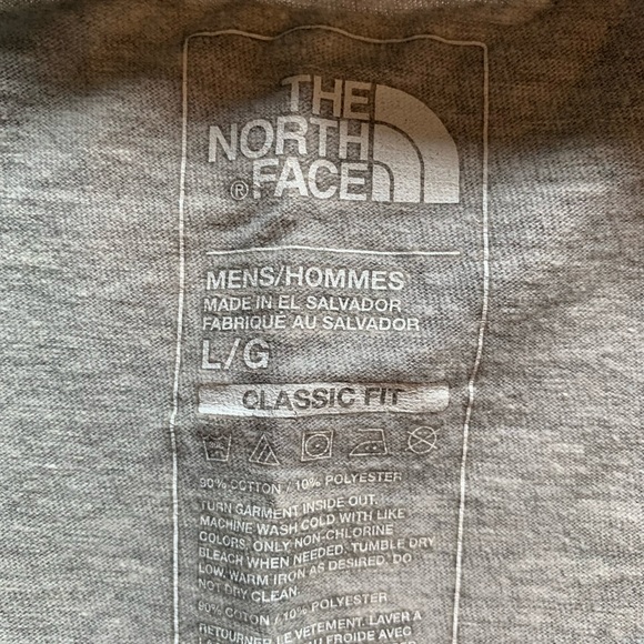 North Face short sleeve t-shirt size Large - Picture 3 of 4